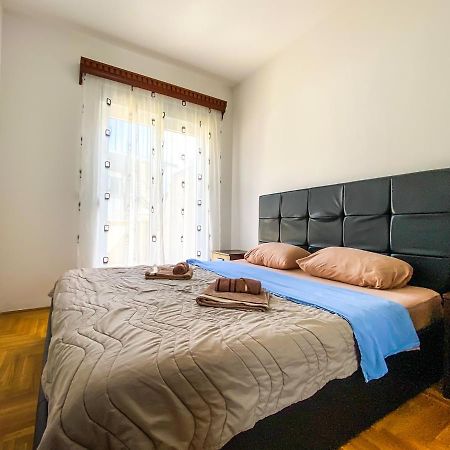 Apartments Luka Bu2 บุดวา ภายนอก รูปภาพ