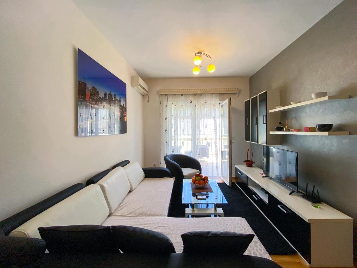Apartments Luka Bu2 บุดวา ภายนอก รูปภาพ