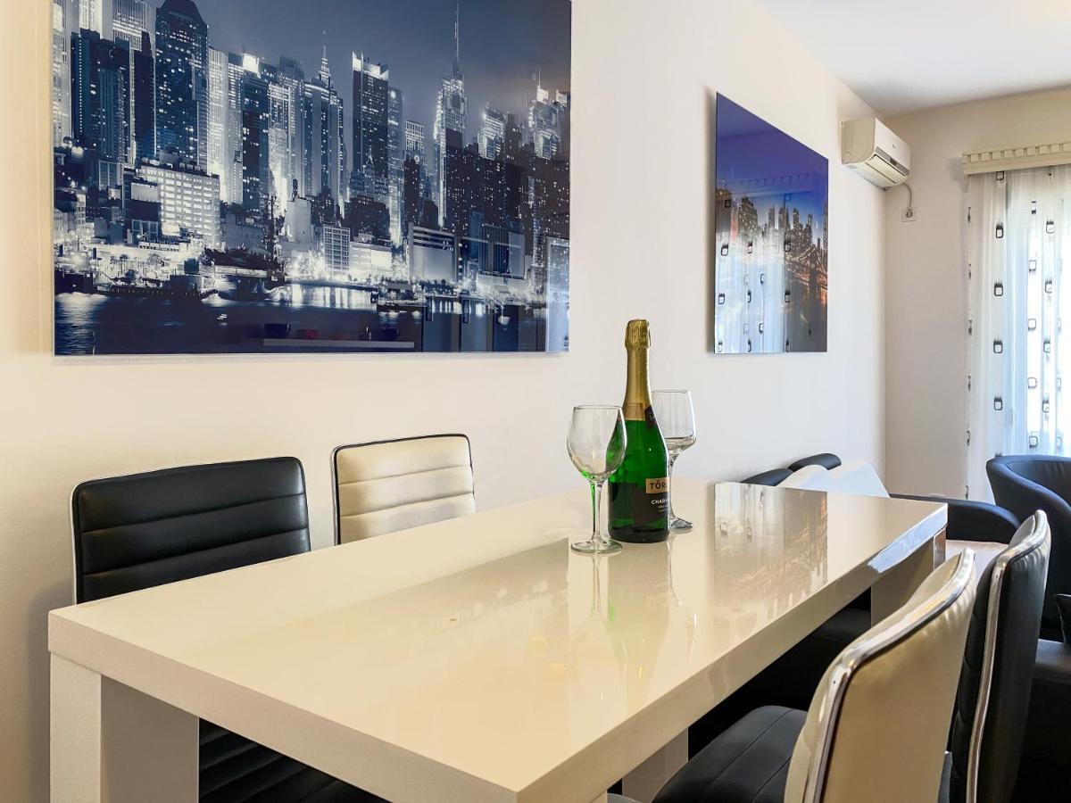 Apartments Luka Bu2 บุดวา ภายนอก รูปภาพ