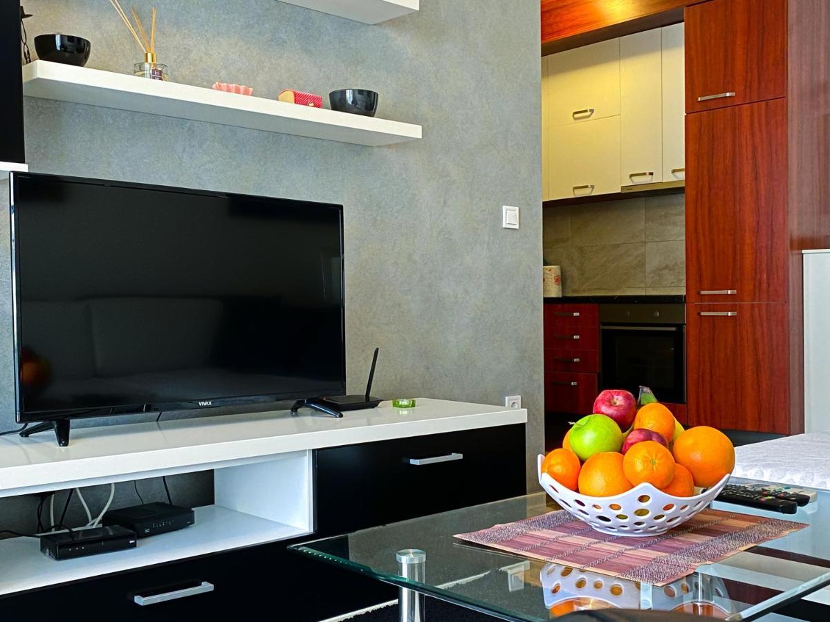 Apartments Luka Bu2 บุดวา ภายนอก รูปภาพ