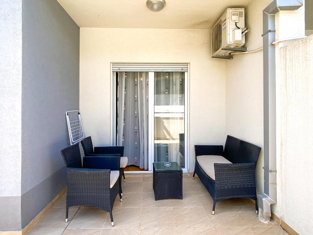 Apartments Luka Bu2 บุดวา ภายนอก รูปภาพ